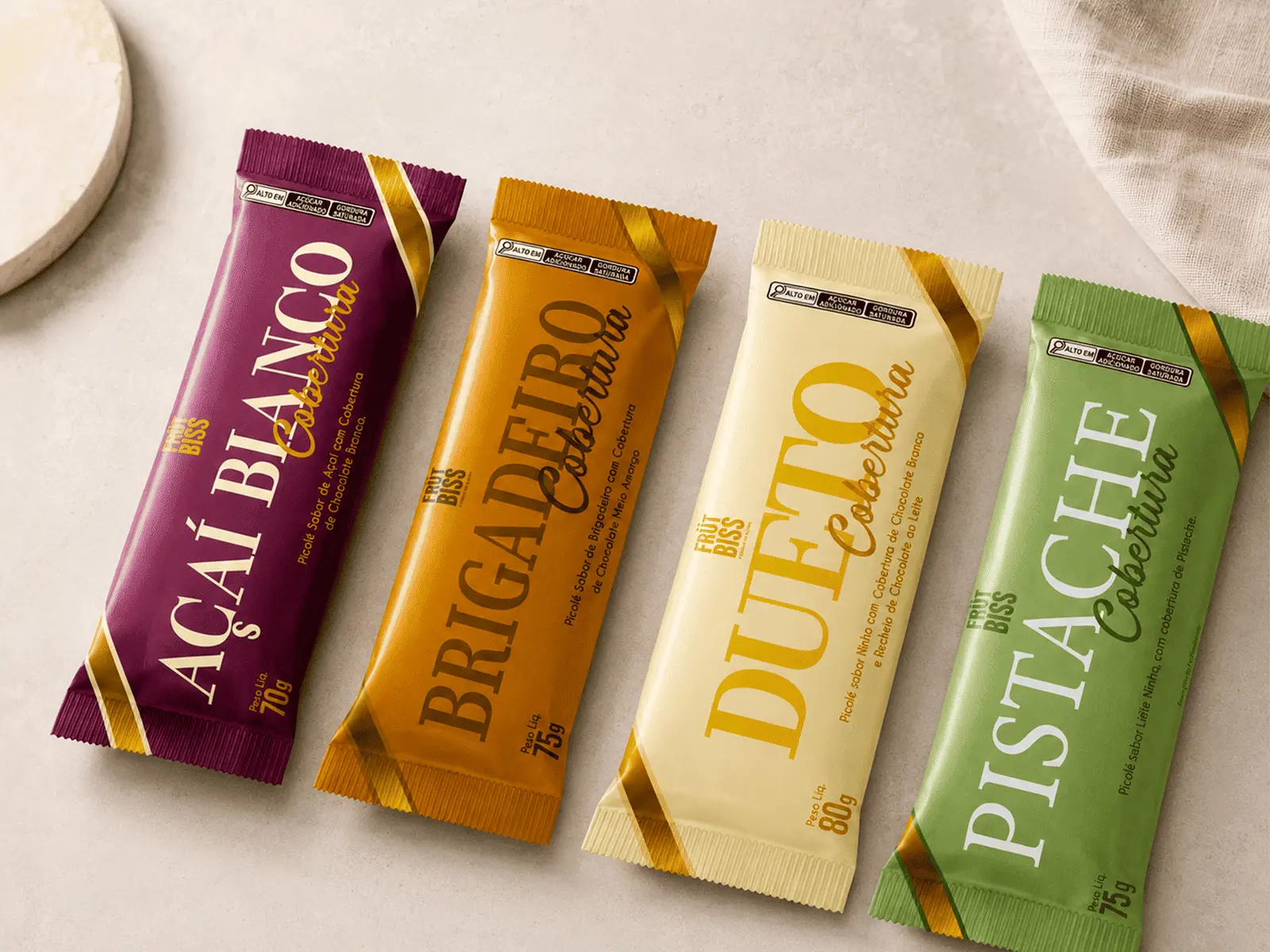 Picolés FrutBiss linha Cobertura — Açaí Bianco, Brigadeiro, Dueto e Pistache
